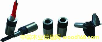 ���@�A�^��Ԕ����B