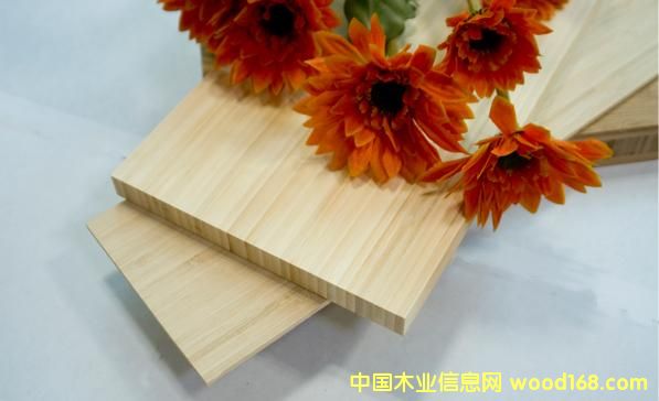 ��ɫ��(c��)����Ҿ߰��Ԕ����B