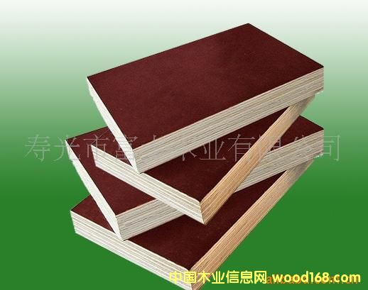 ̫��Ĥ�ķ�ȩ�zˮ�Ľ���ģ���Ԕ����B