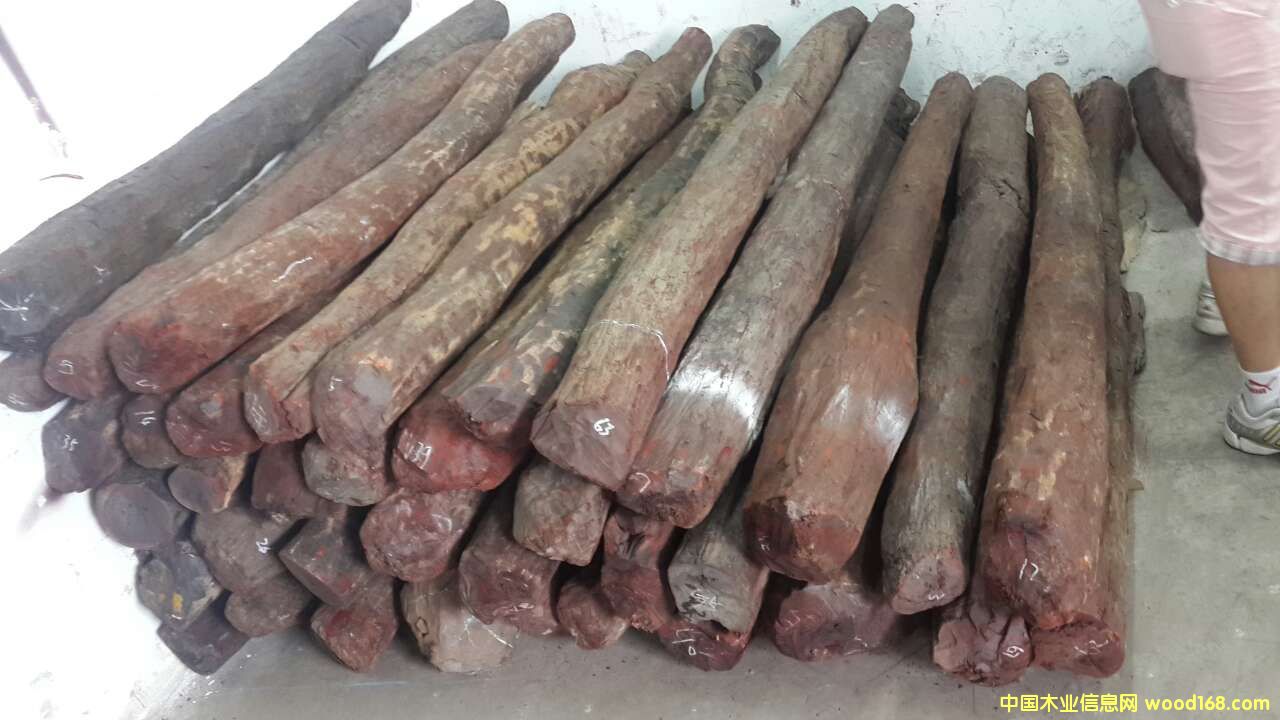 С�~��̴��Ԕ����B