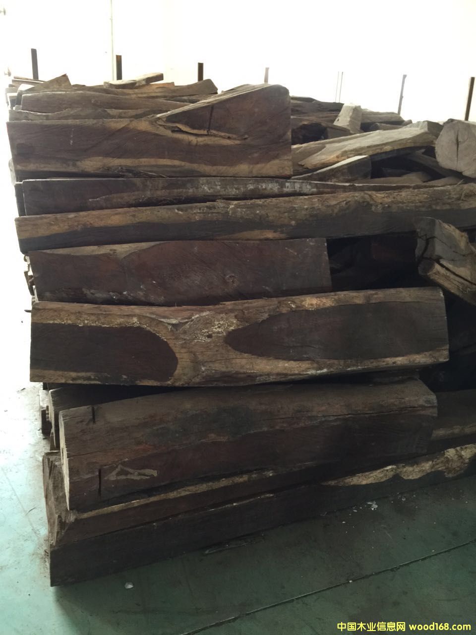 �����R΢���S̴