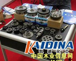 �c���鿴ģ����ϴ�� �Ŵ�DƬ