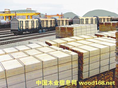 ���Һӳ��Ї������_˹ľ���M(j��n)�ڼ�ɢ��