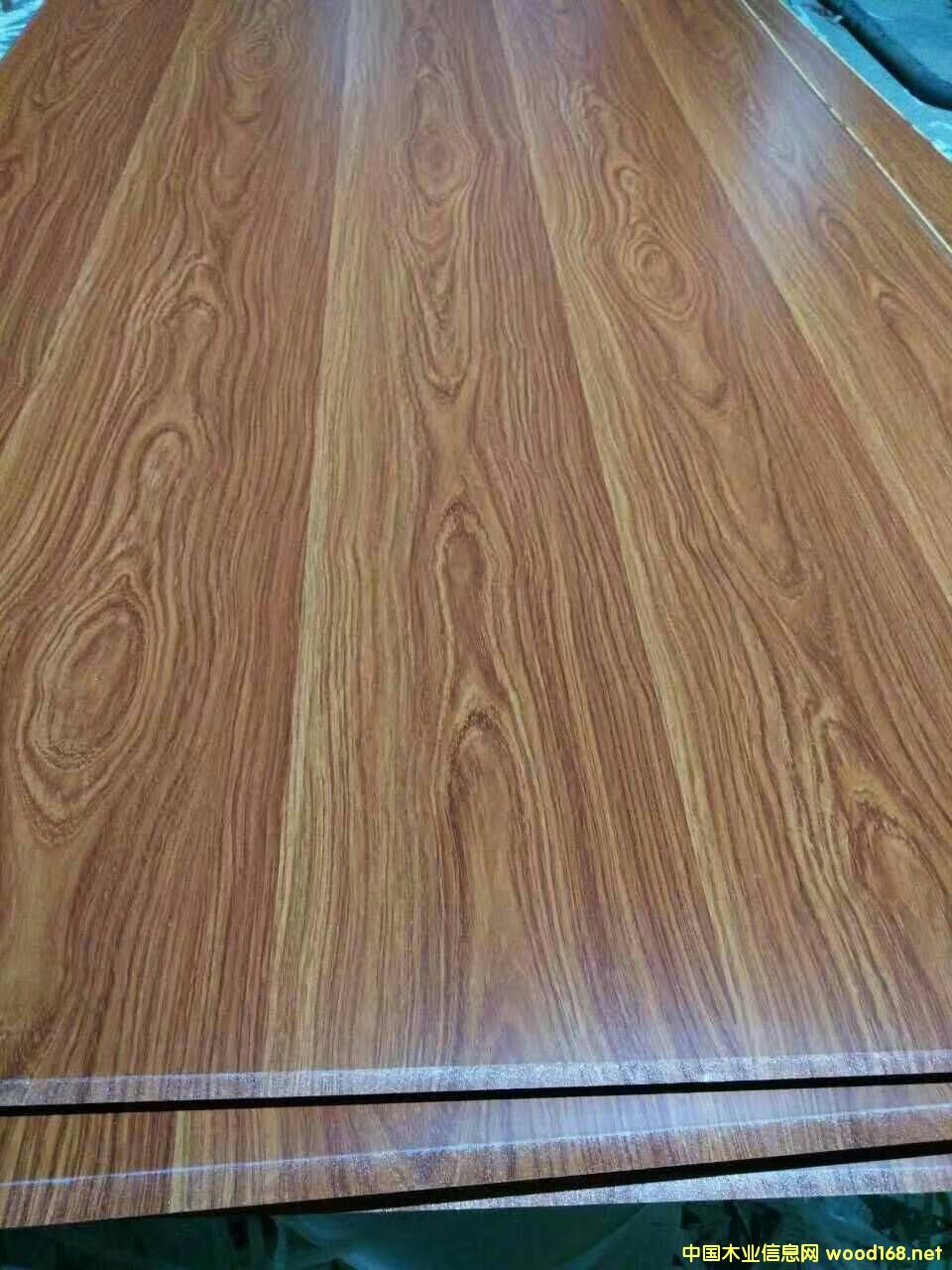 �R�������B��