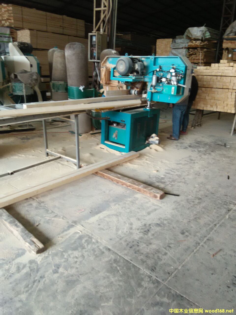 ���^�n�ӗl��Ԕ����B