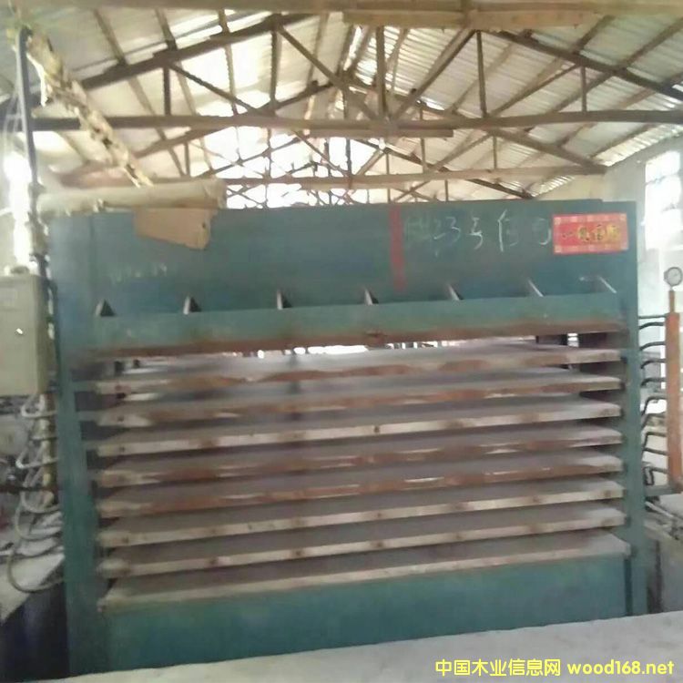 4*8��600t�ŉ��ˌӶ����f�ቺ�C